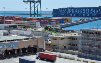 LA NAVE “OLIMPICA” SCALA IL PORTO DI GENOVA